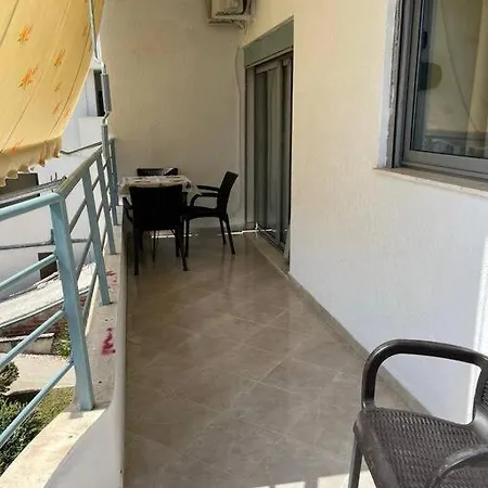 Mango In Apartman Saranda